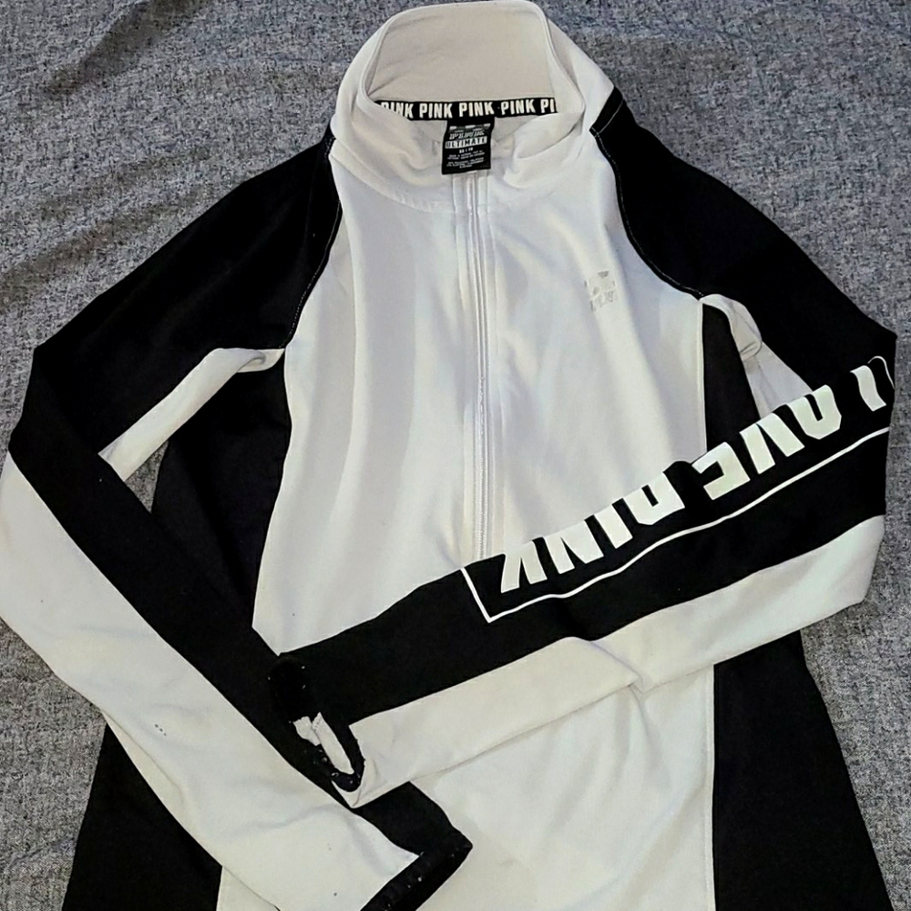 XS <<PINK PULLOVER>>